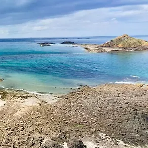  Hébergement de vacances Grande Maison Neuve A 100 M De La
